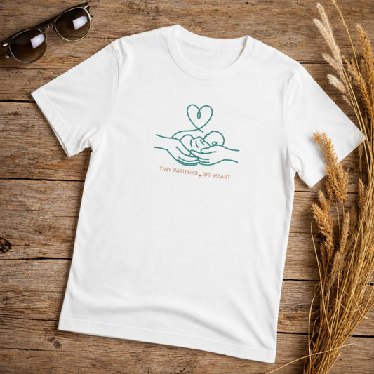 NICU Nurse Tiny Patients Big Heart Line Art T-Shirt